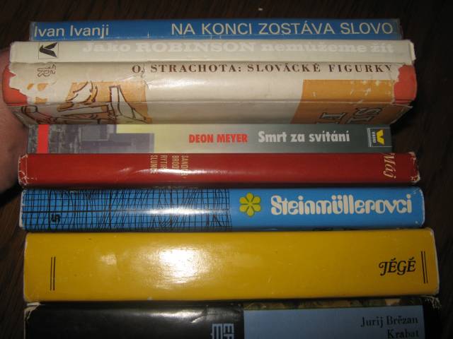 knihy 001.jpg